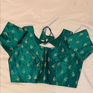 Green Leaf Patterned Crop Top